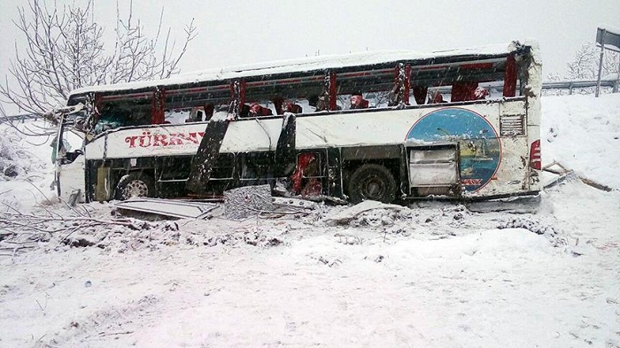 Turquie : Un accident d`autocar fait 3 morts et 25 blessés